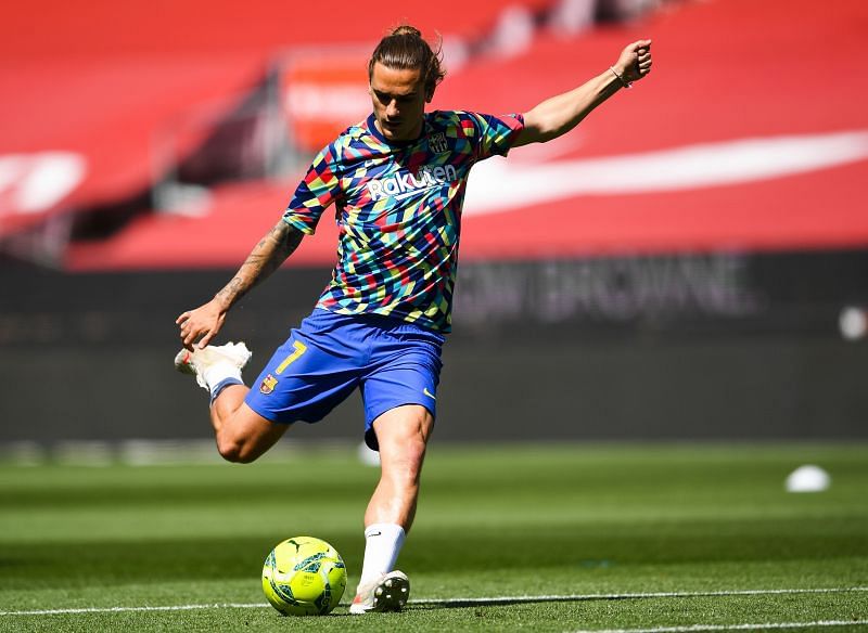 Antoine Griezmann is in no mood to help FC Barcelona's finances by lowering his wages